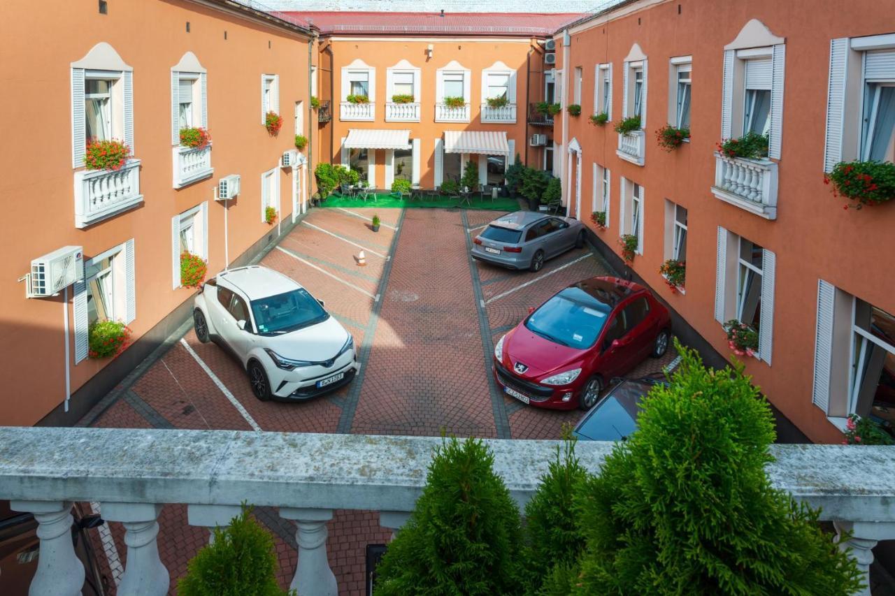 Hotel Wenecki Częstochowa Exterior foto
